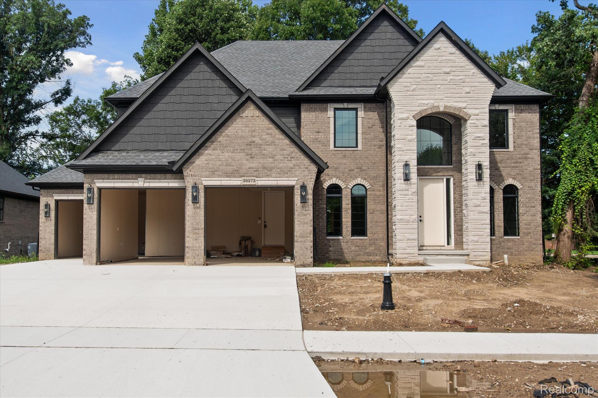 38573 Primrose Lane