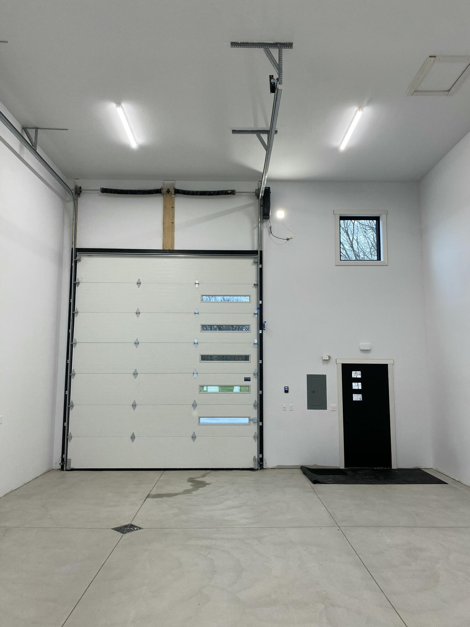 10371 N Cedar Drive 8