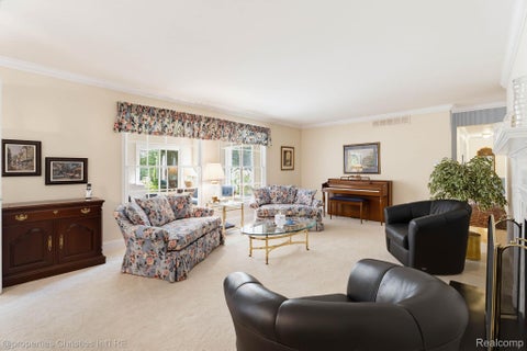 Tiny photo for 932 S Reading Road, Bloomfield Charter Township, MI 48304 (MLS # 20261069264)
