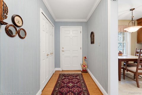 Tiny photo for 932 S Reading Road, Bloomfield Charter Township, MI 48304 (MLS # 20261069264)