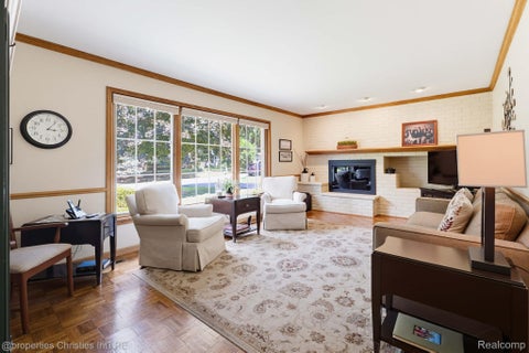 Tiny photo for 932 S Reading Road, Bloomfield Charter Township, MI 48304 (MLS # 20261069264)