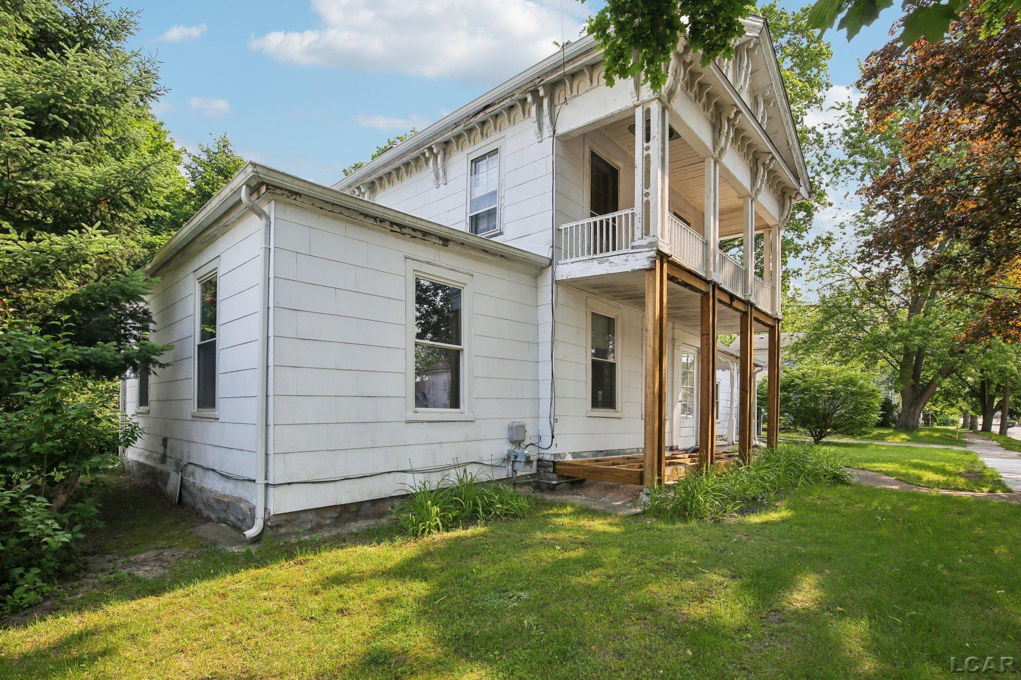 111 Washington Street