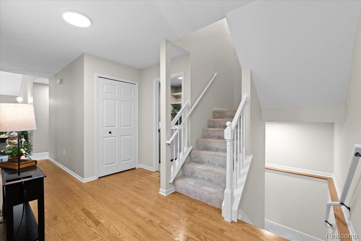 10484 Northvalley Court
