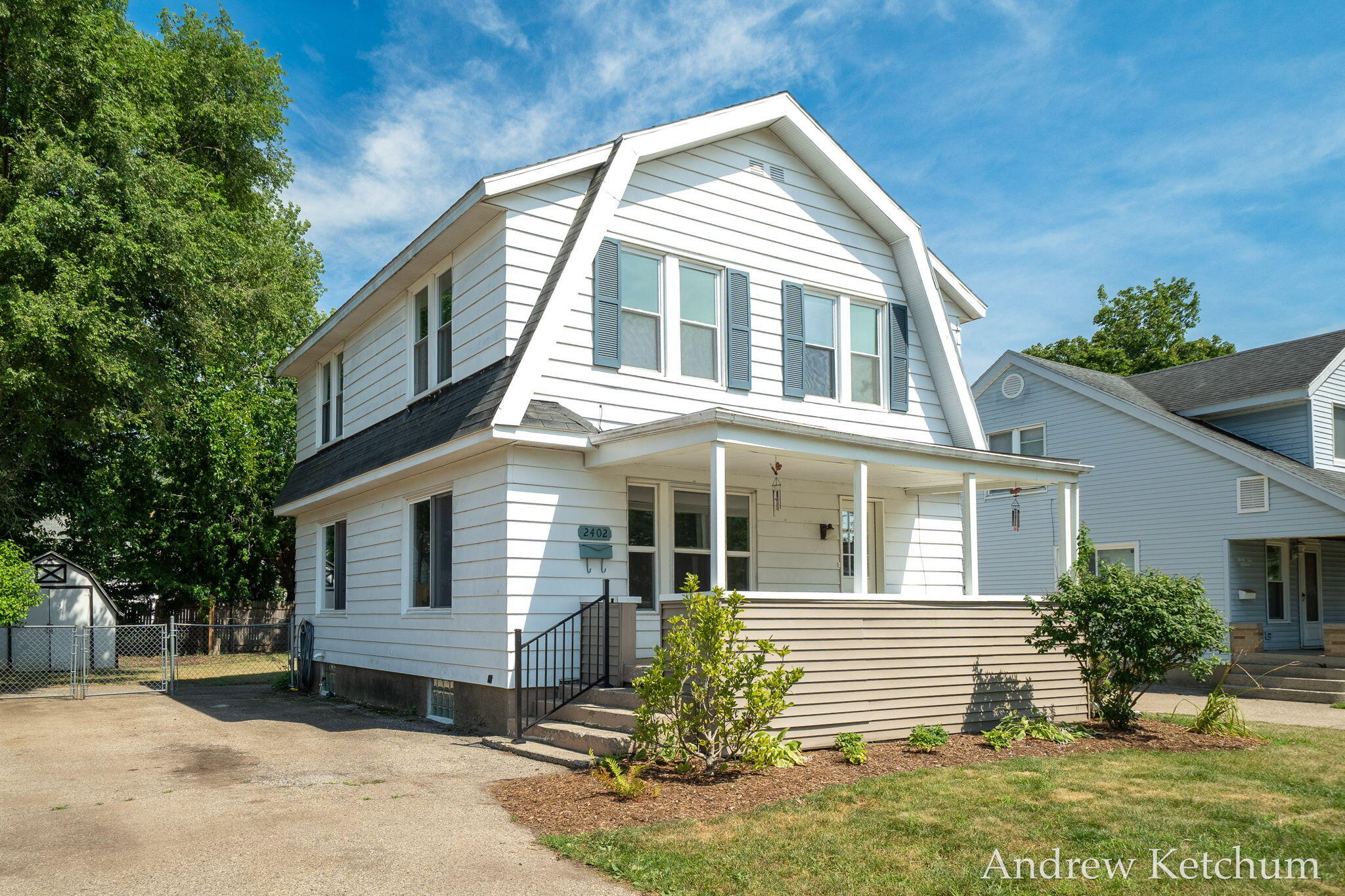 2402 Lamar Avenue SW