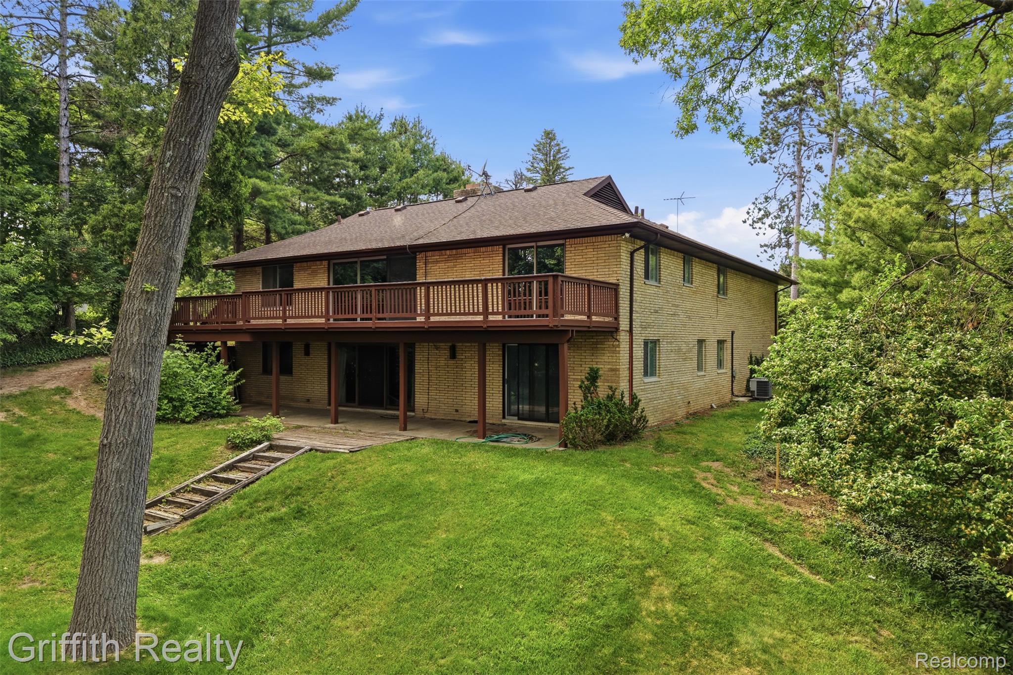 10646 Kenicott Trail
