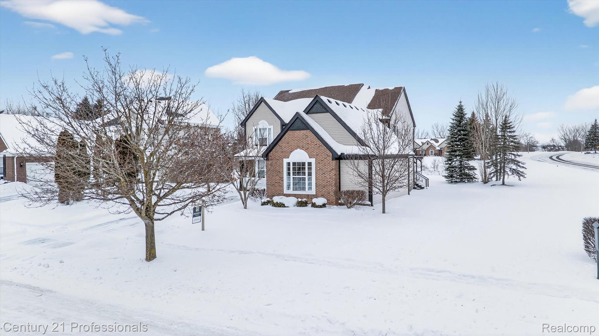 778 W Peninsula Court