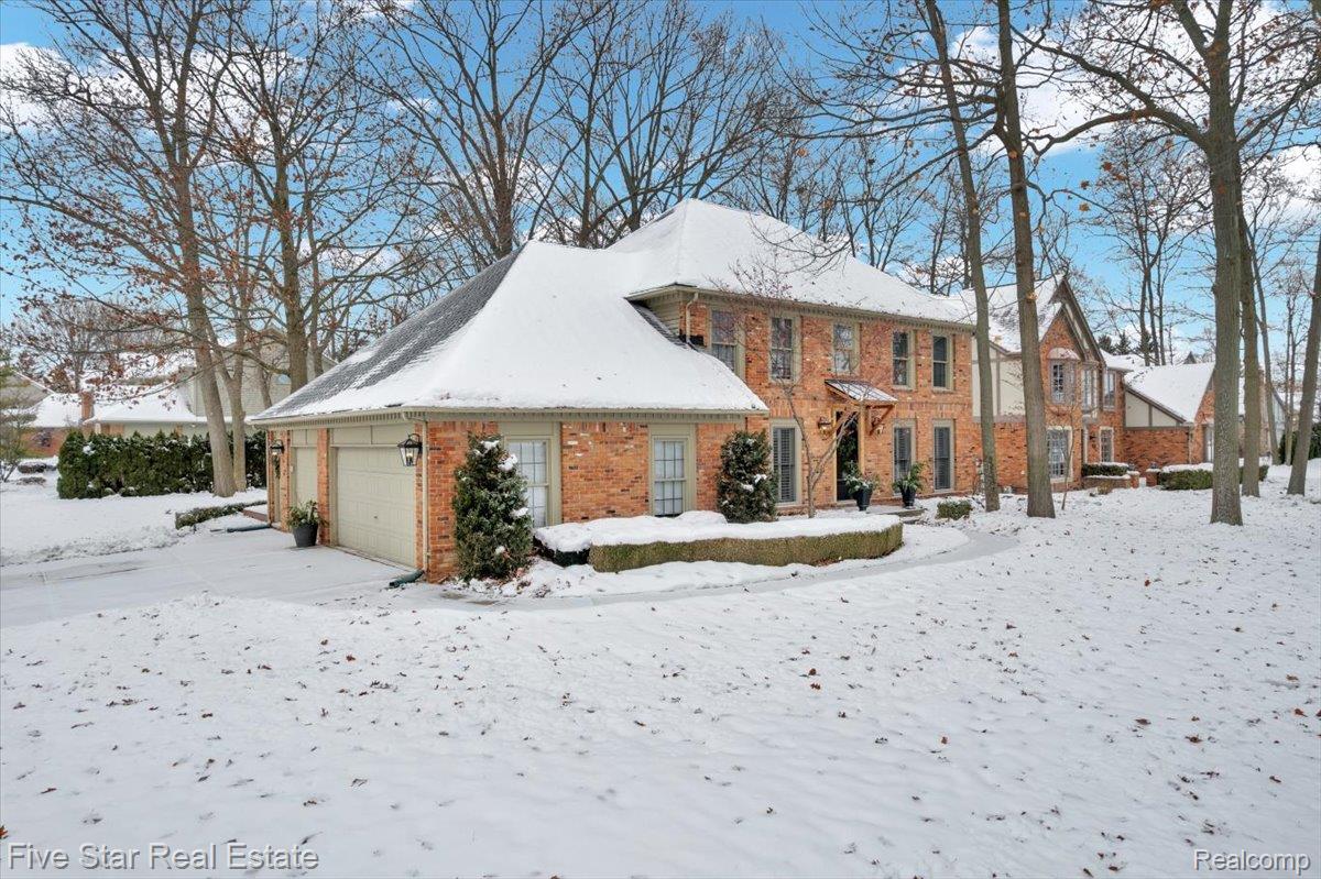 4143 Glencastle Drive