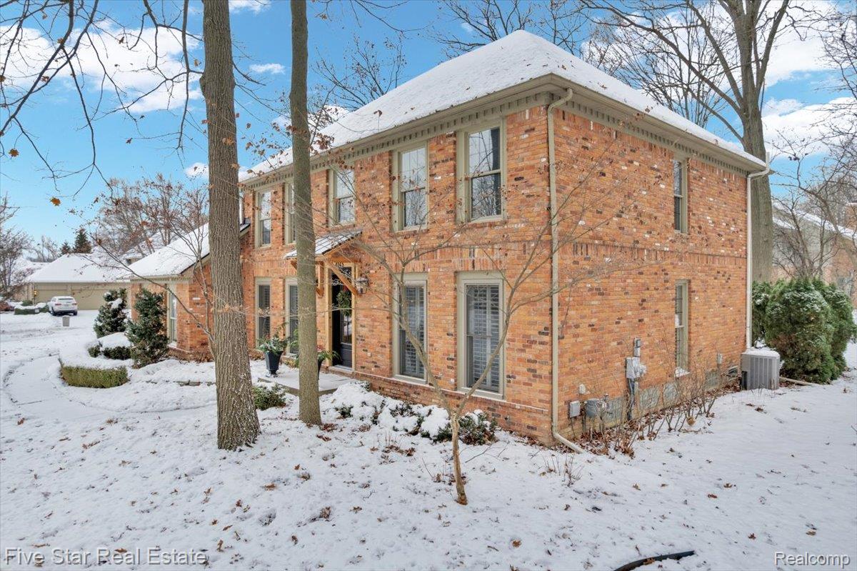 4143 Glencastle Drive