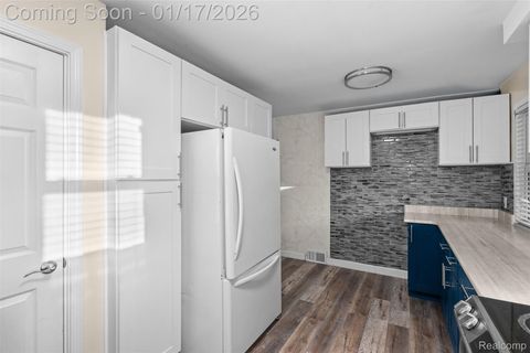 Tiny photo for 22321 Cleveland Street, Dearborn City, MI 48124 (MLS # 20251062083)