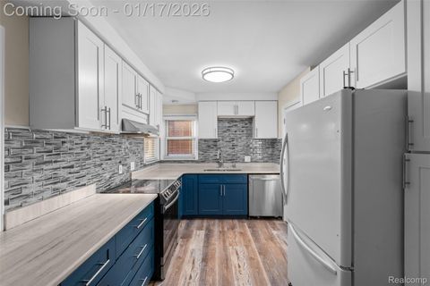 Tiny photo for 22321 Cleveland Street, Dearborn City, MI 48124 (MLS # 20251062083)