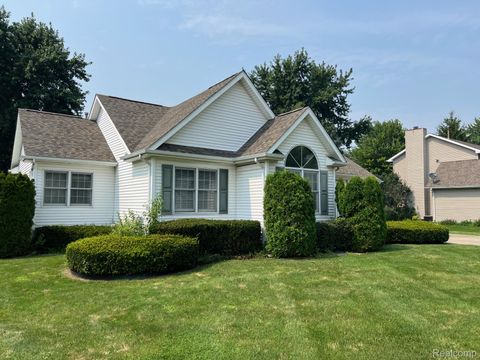 373 Mansfield Drive Lapeer City MI 48446