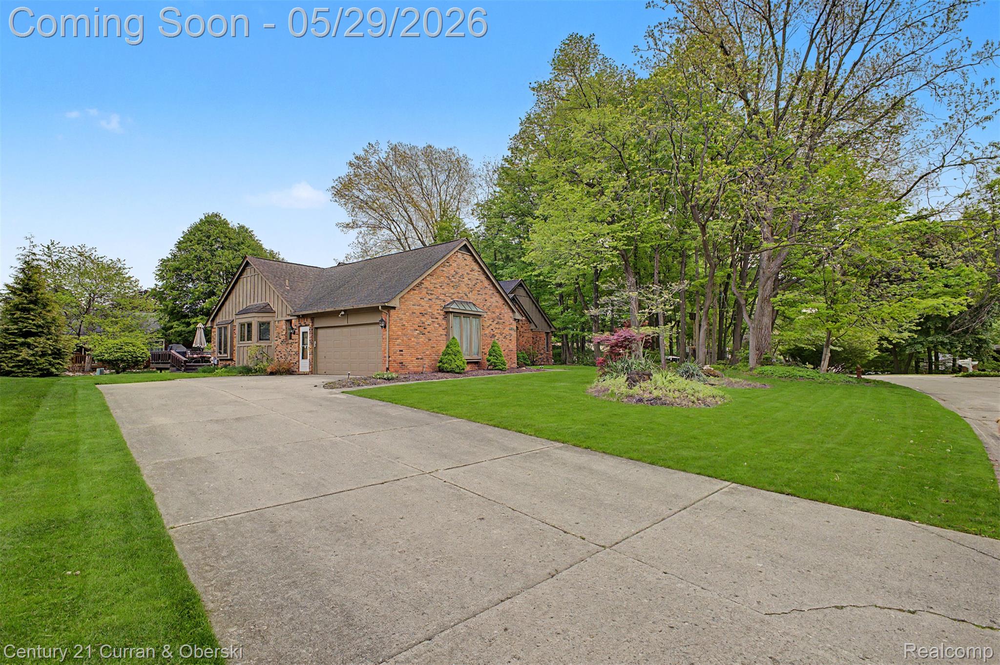 21470 Woodfarm Drive