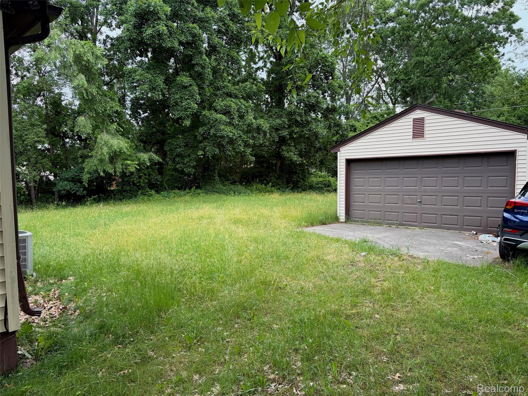 718 W Baker Road