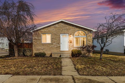 17245 Martin Road Roseville City MI 48066