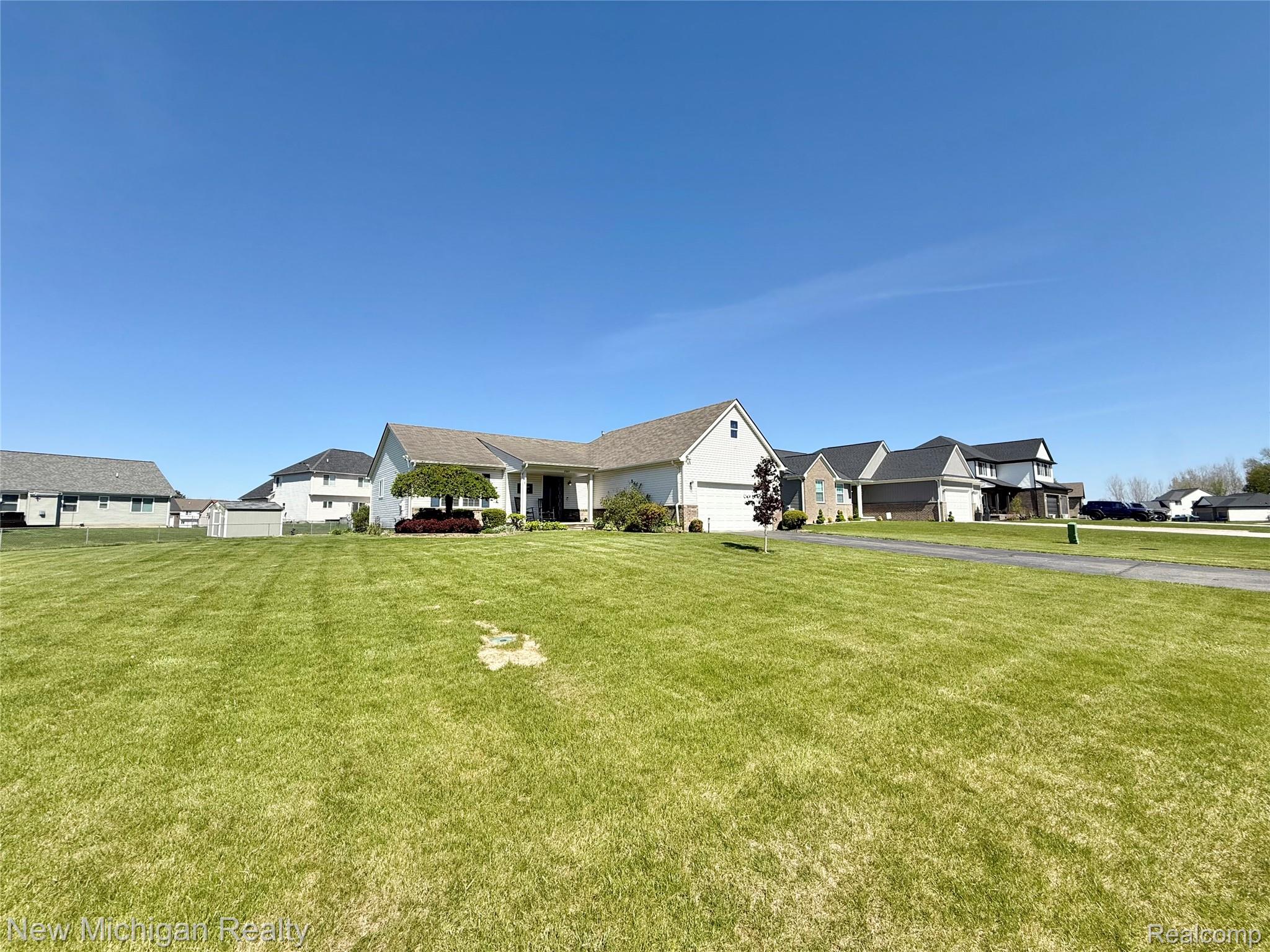 8205 Peninsula Circle