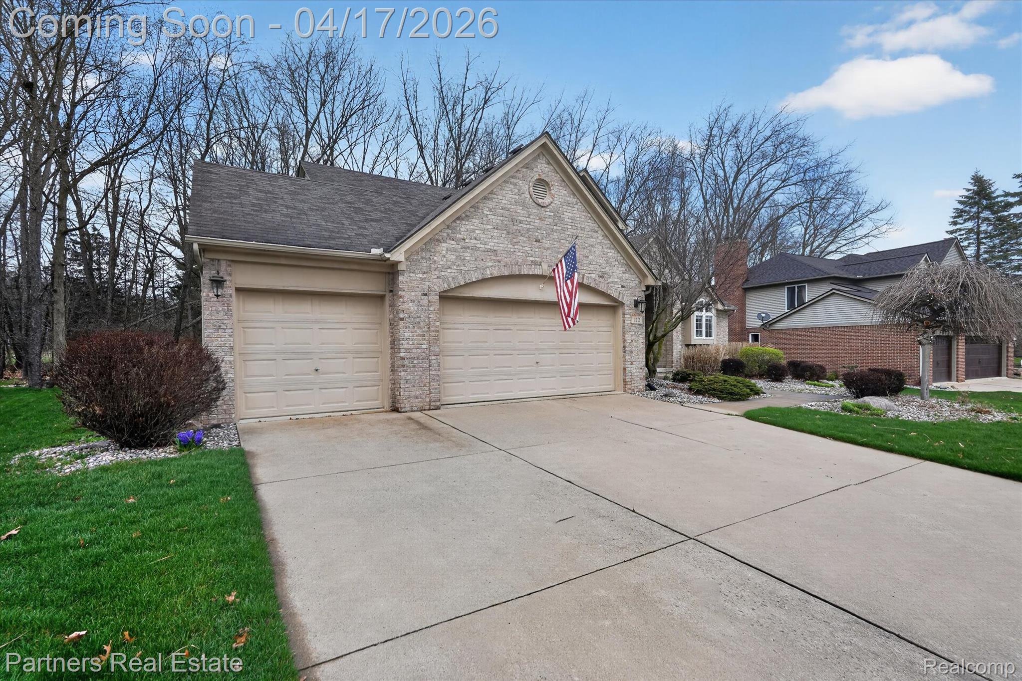 112 Summer Shade Drive