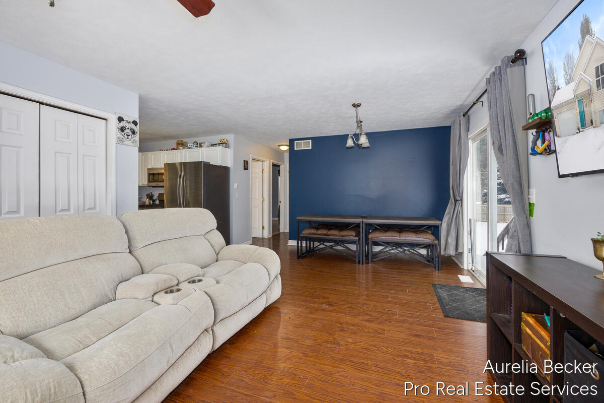 12411 14 Mile Road NE