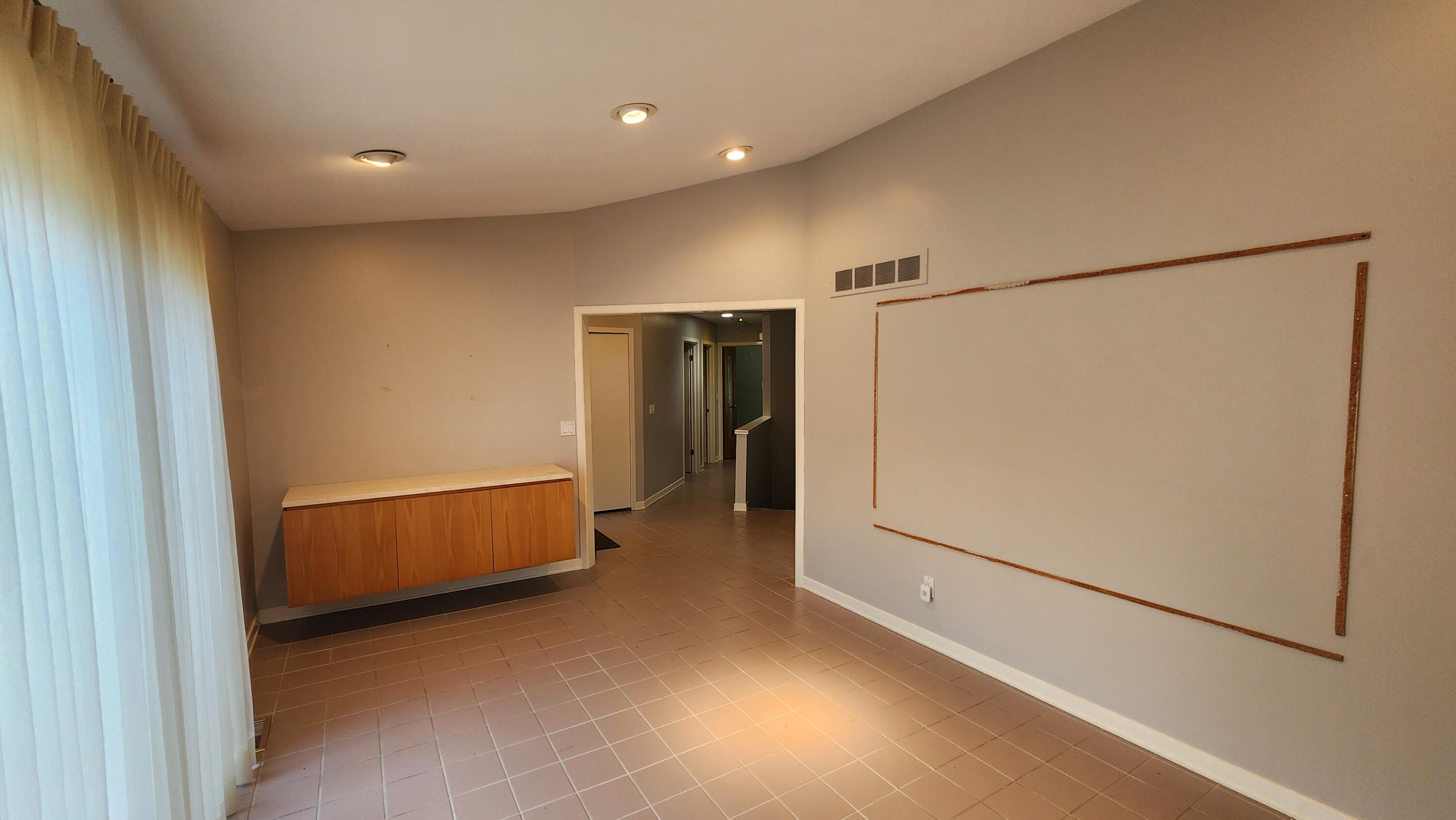 4125 Foxpointe Drive