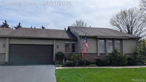 8443 Tara Lane White Lake Charter Township MI 48386