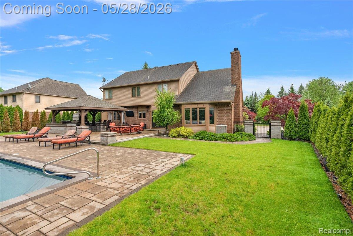 48056 River Way Court