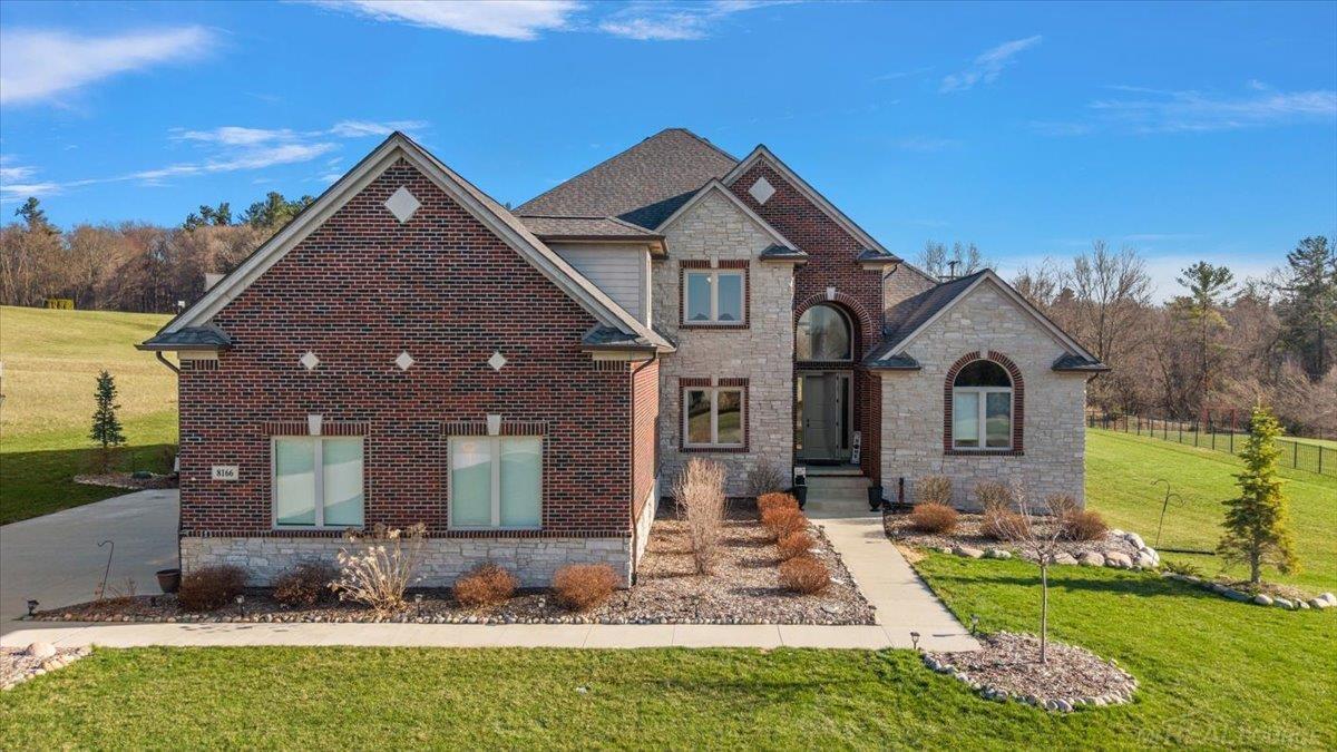 8166 Morningside Drive