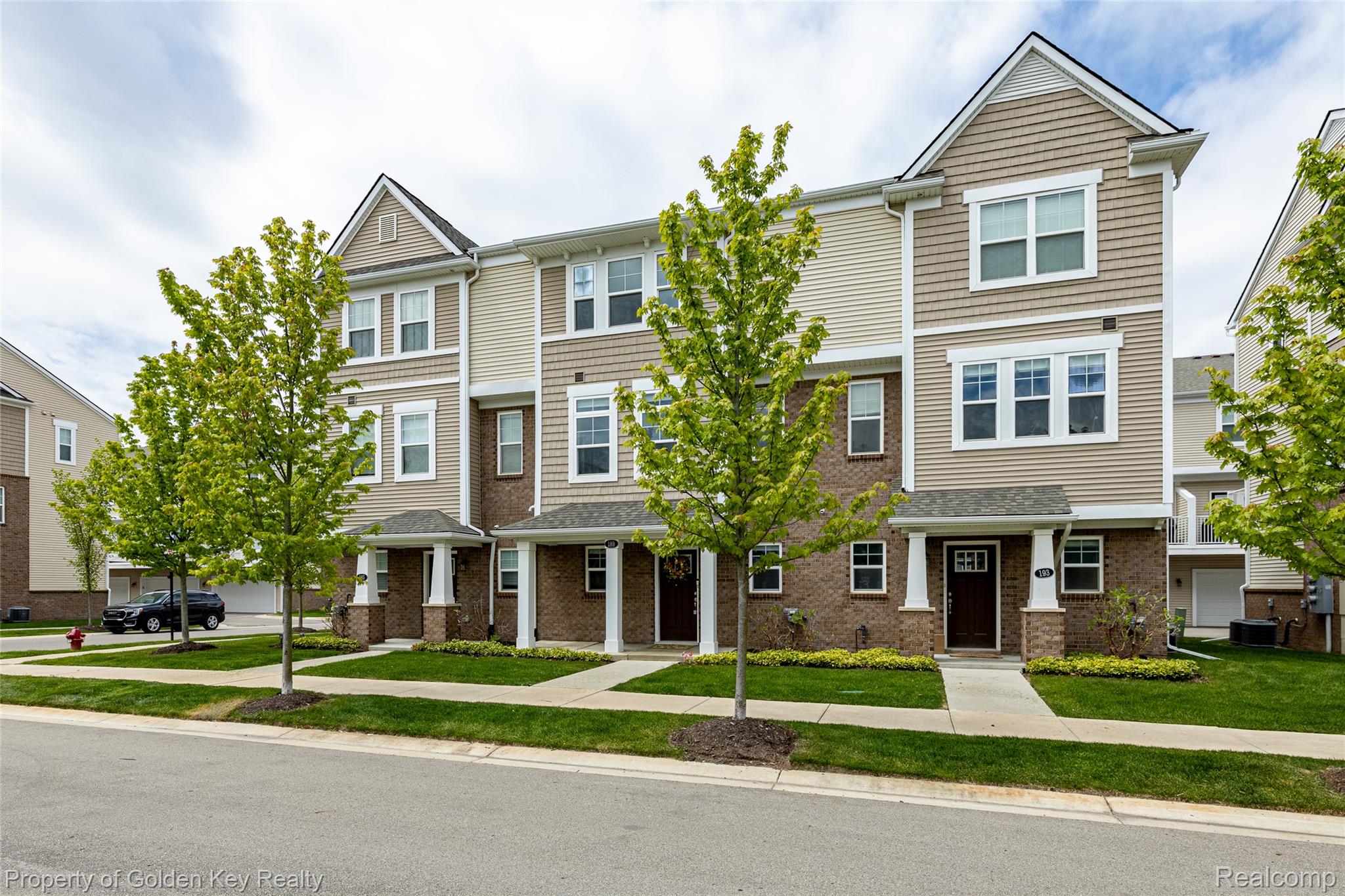 189 Monument Lane