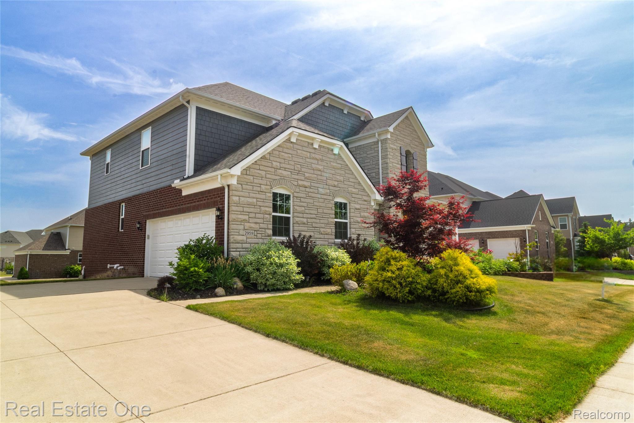 2959 MONTGOMERY Circle