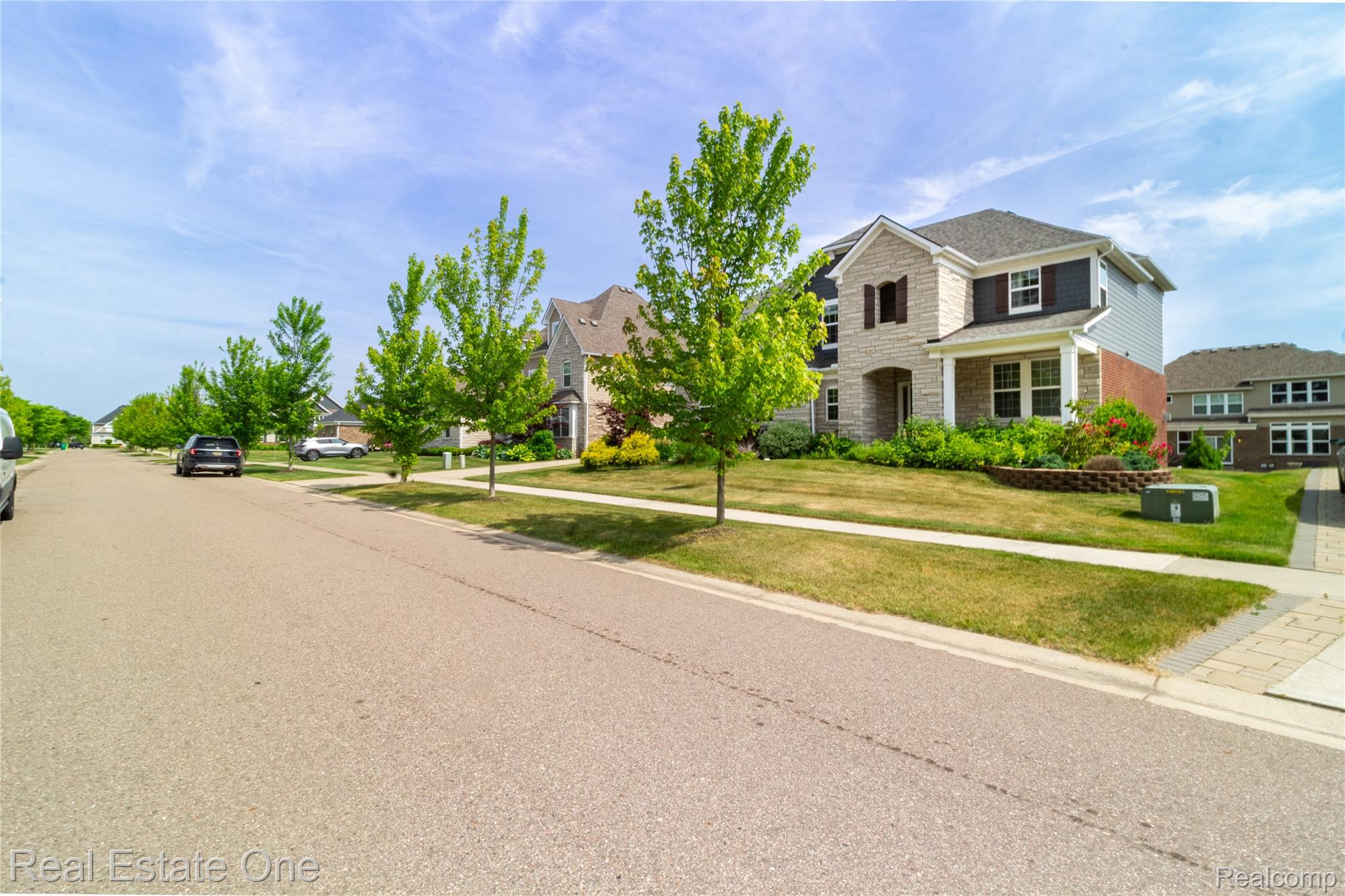 2959 MONTGOMERY Circle