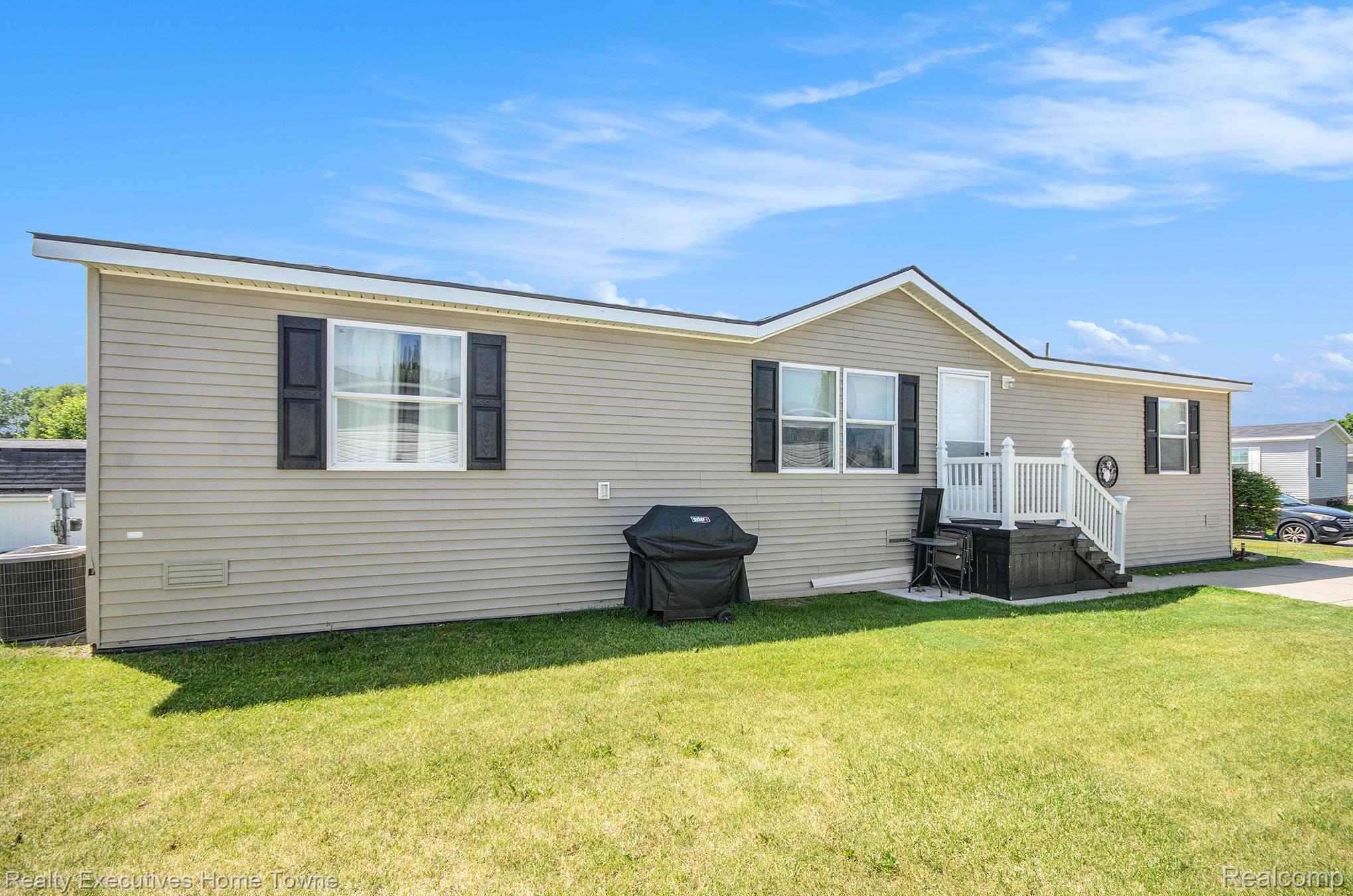 21480 Le Fleur Court