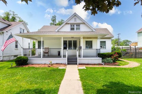 2920 4th Street Trenton City MI 48183