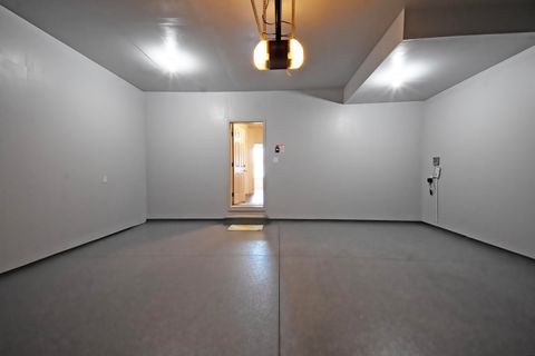 Tiny photo for 5354 Rangemore Drive, Troy City, MI 48085 (MLS # 81026010112)