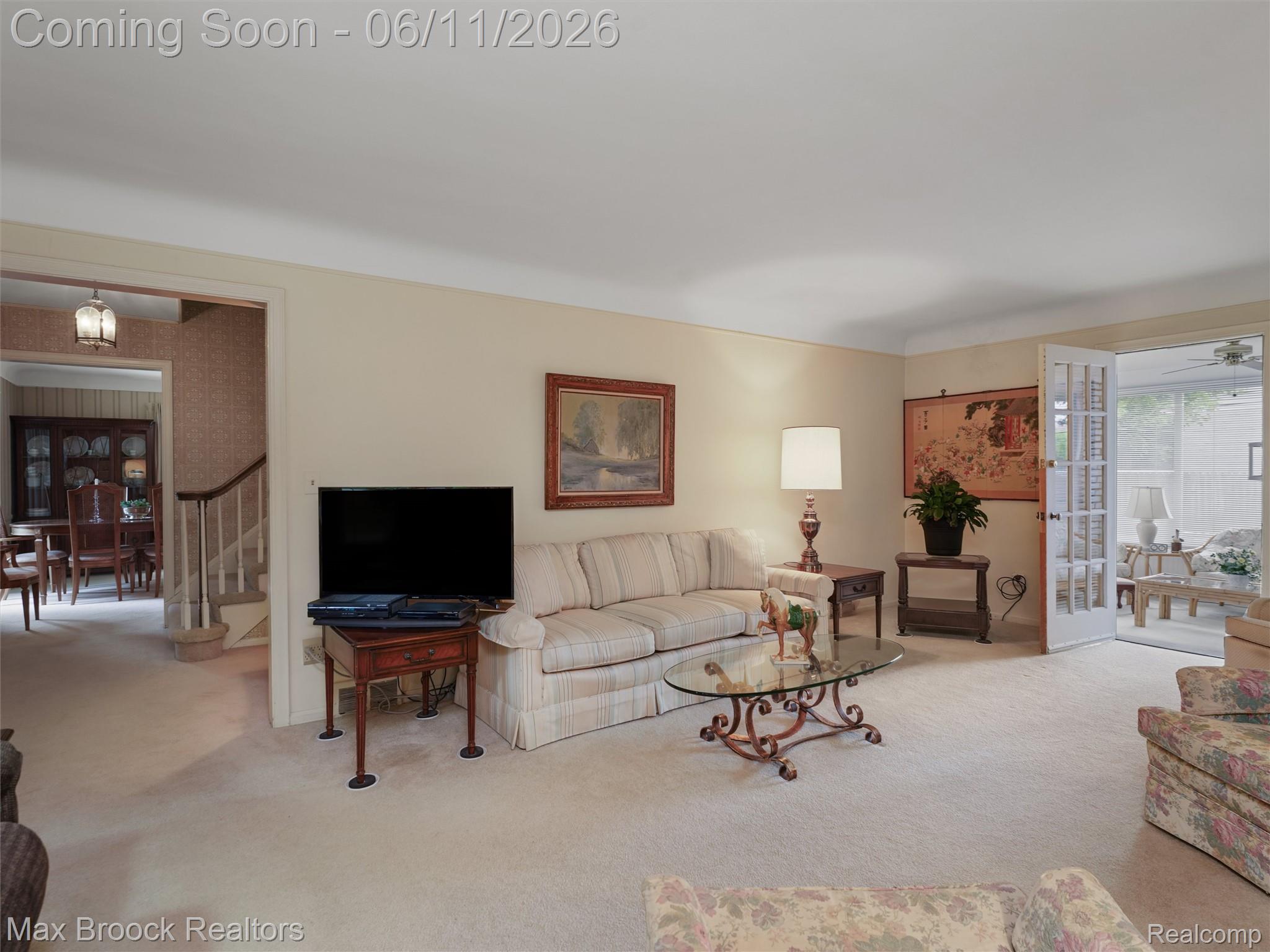 385 Golf View Boulevard