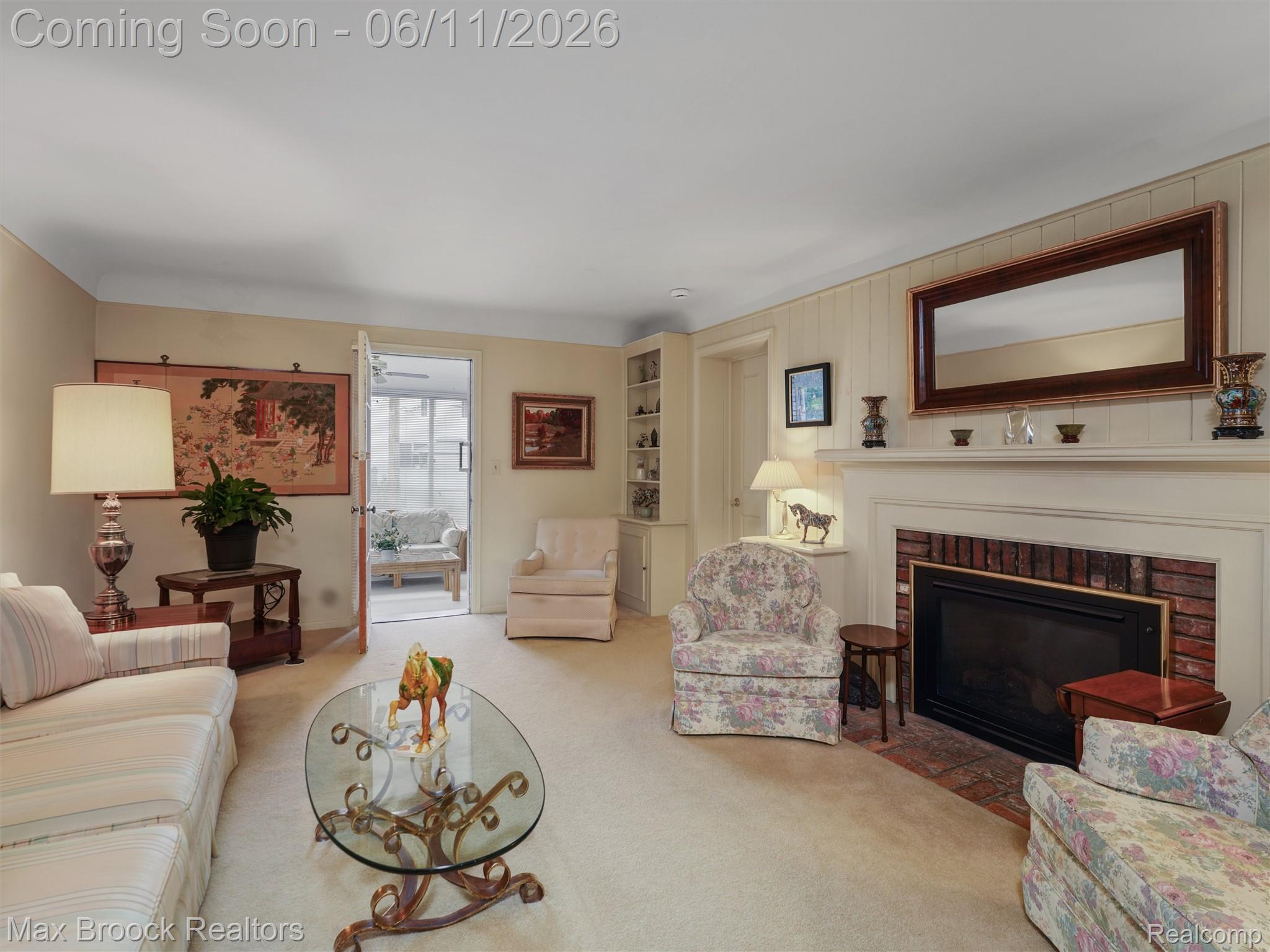 385 Golf View Boulevard