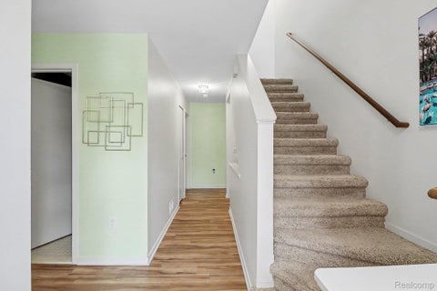 Tiny photo for 699 Charing Court, Rochester Hills City, MI 48307 (MLS # 20261067796)