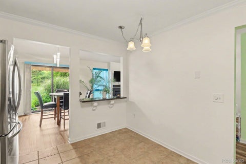 Tiny photo for 699 Charing Court, Rochester Hills City, MI 48307 (MLS # 20261067796)