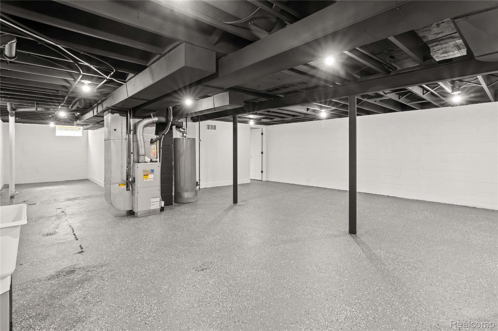 Port Huron City, Michigan 48060, United States, 3 Bedrooms Bedrooms, ,2 BathroomsBathrooms,Residential,Active,165595