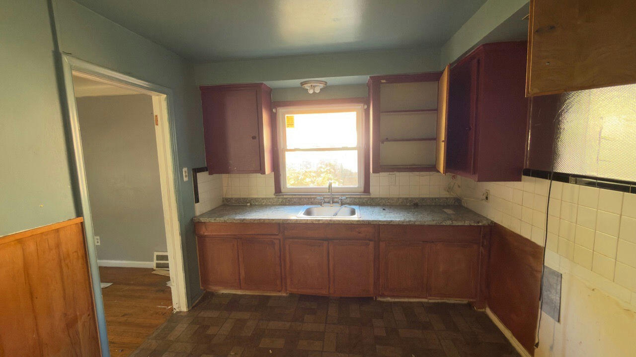 19720 Edinborough Road