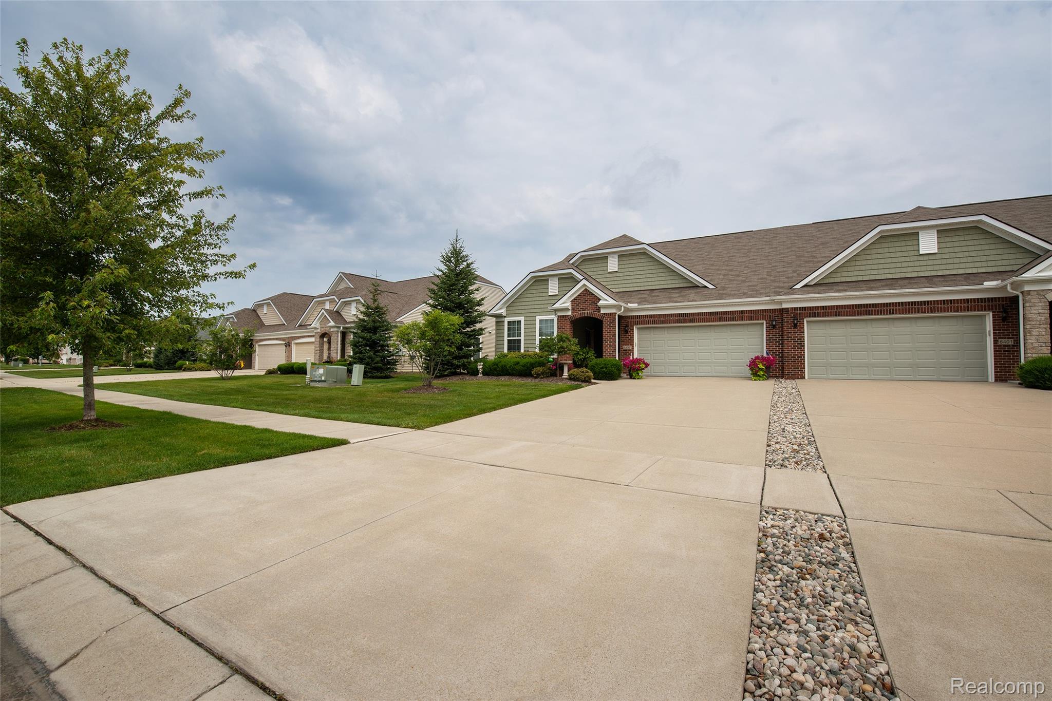 6397 Prairie Dunes Drive 13