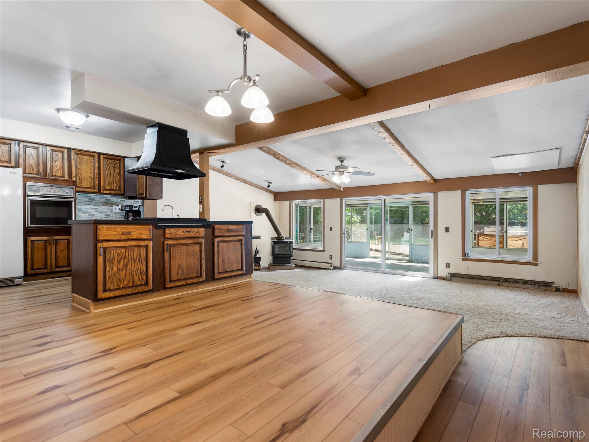 St Clair Shores City, Michigan 48081, United States, 3 Bedrooms Bedrooms, ,2 BathroomsBathrooms,Residential,Pending,153575