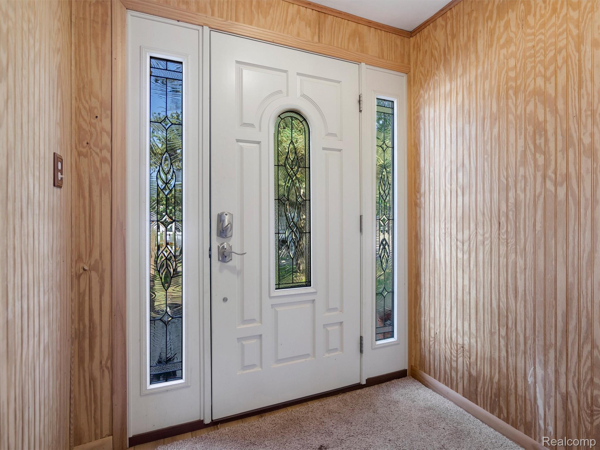 St Clair Shores City, Michigan 48081, United States, 3 Bedrooms Bedrooms, ,2 BathroomsBathrooms,Residential,Pending,153575