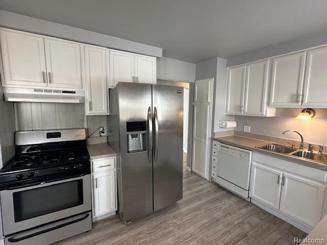 29444 Rosslyn Avenue