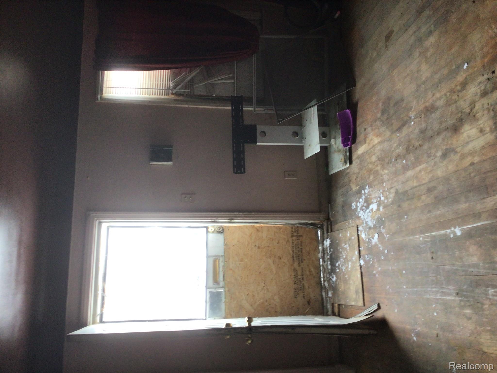 9930 Whitcomb Street