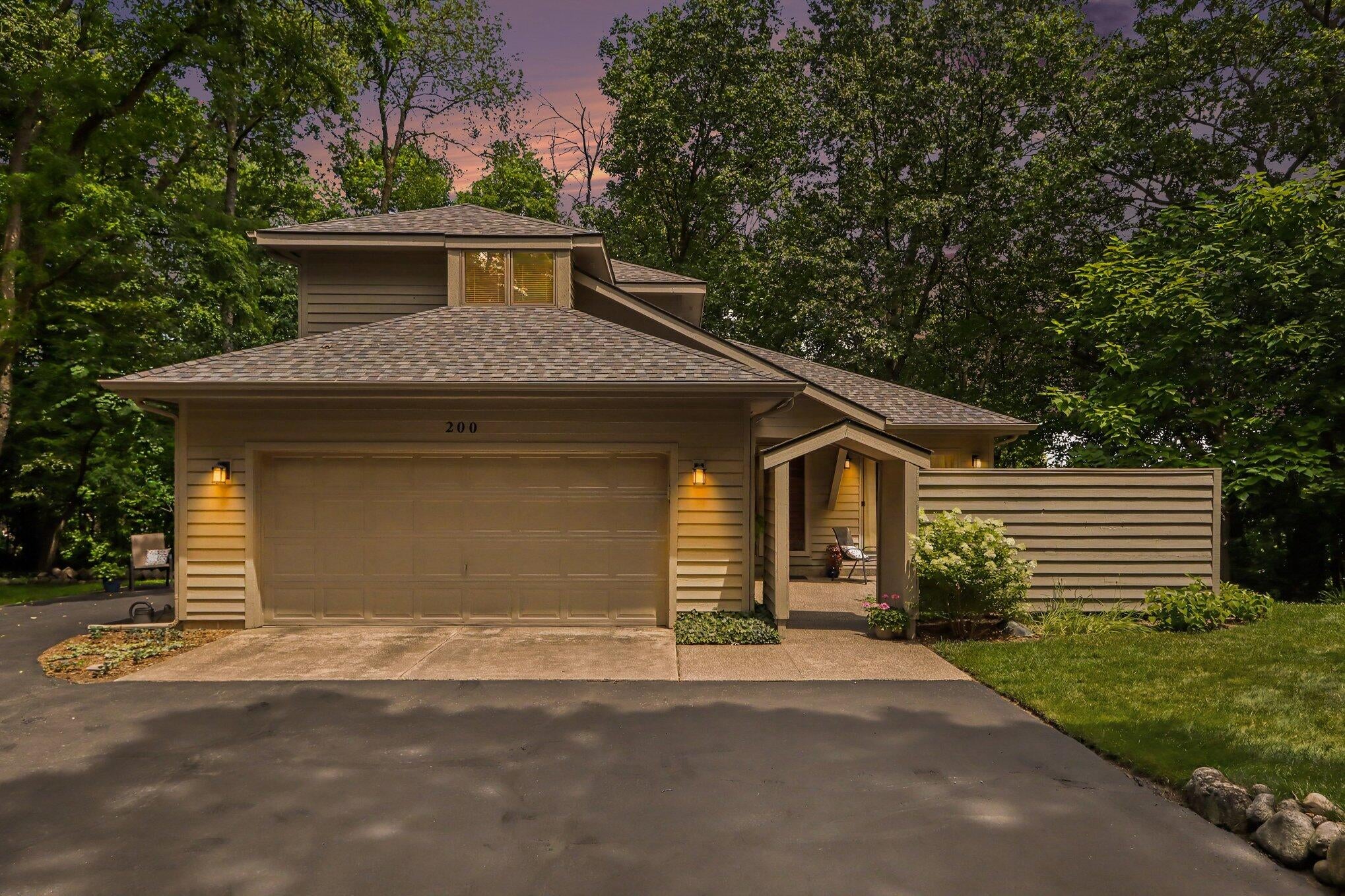 200 Grandview Avenue