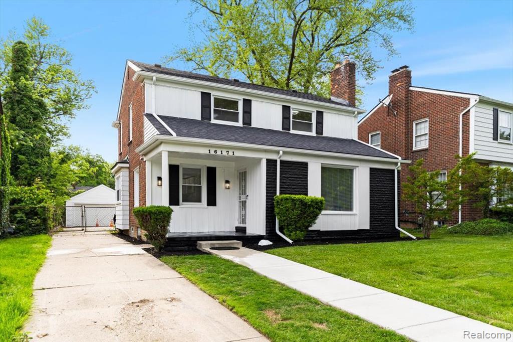 16171 Glastonbury Road