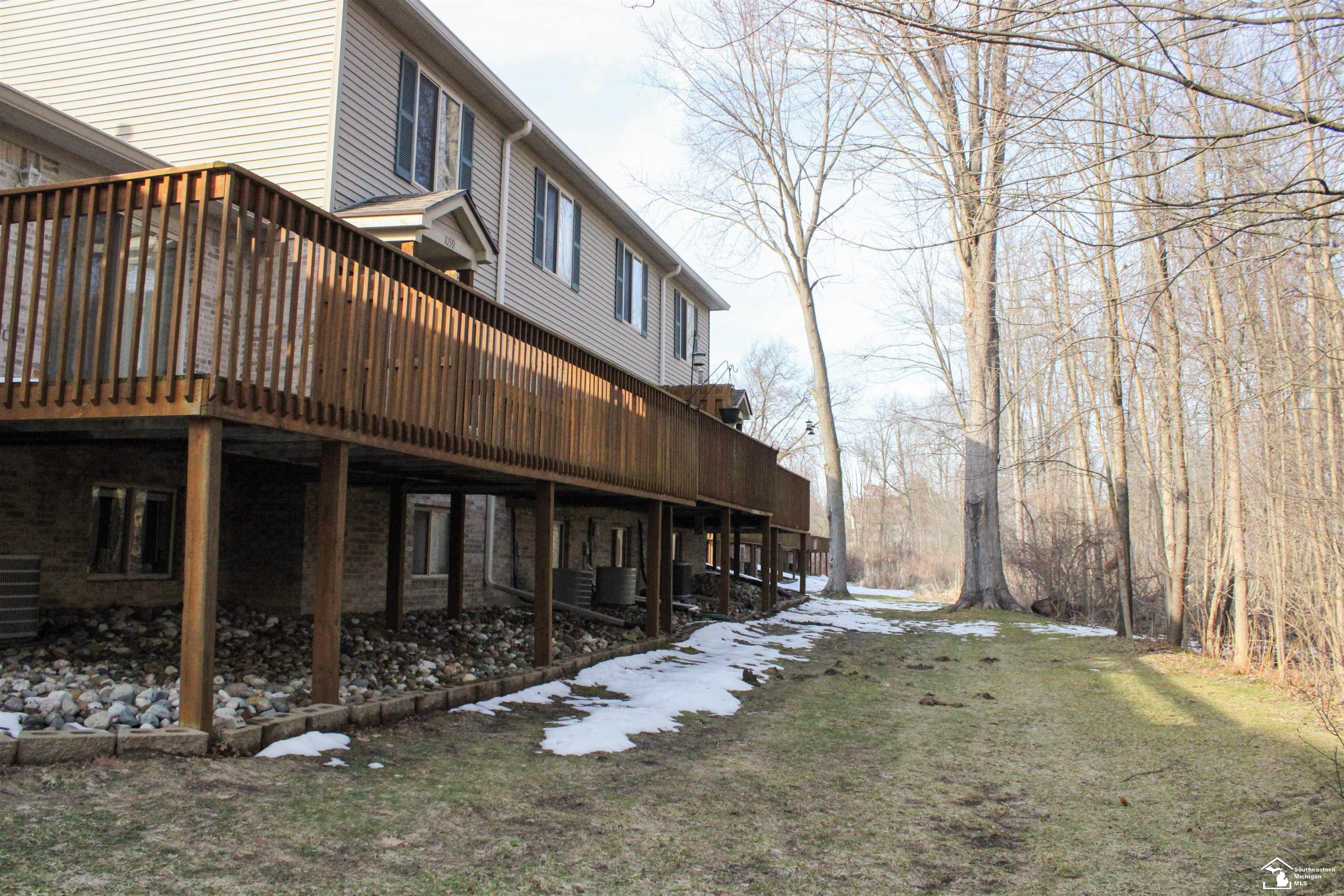 1059 Old Leake Court