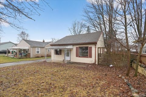 435 E Grand Boulevard Ypsilanti City MI 48198