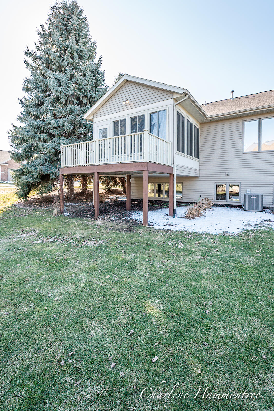 6352 Livingston Court