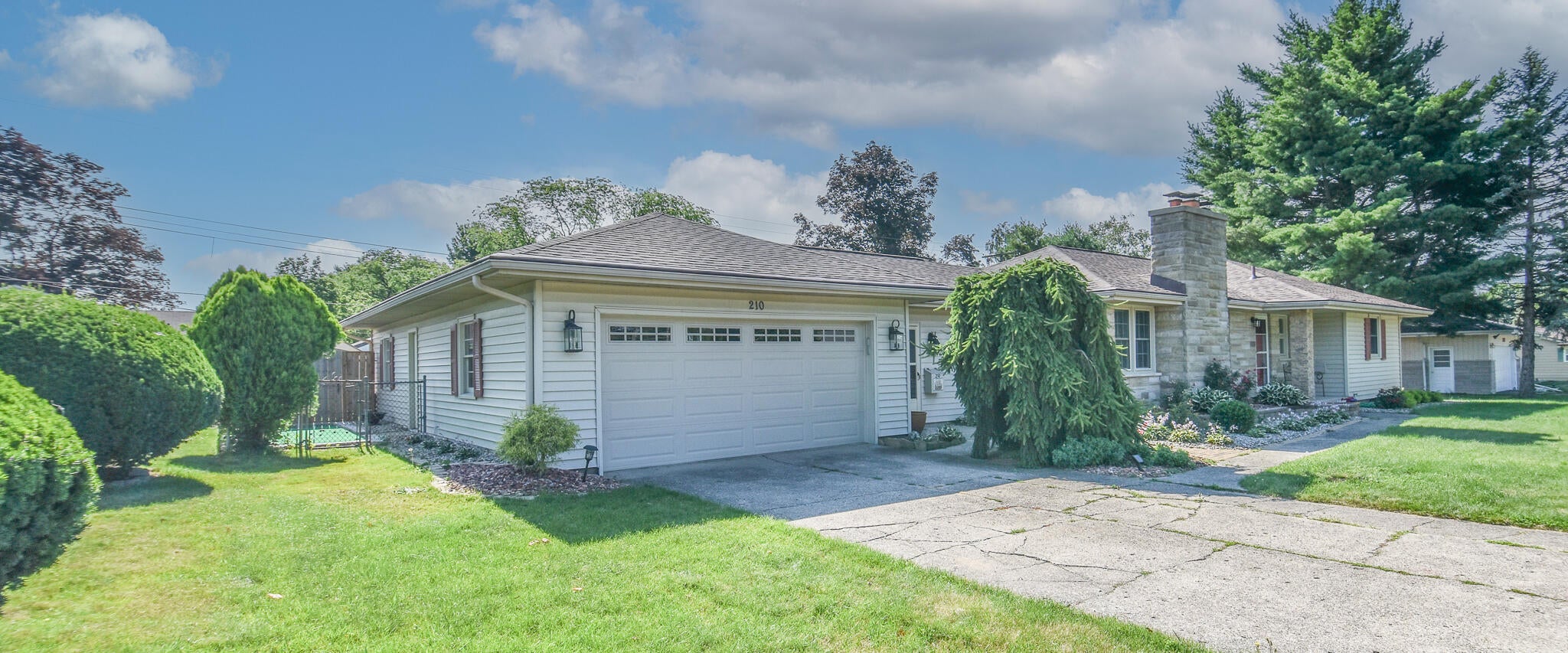 210 Maplecrest Street