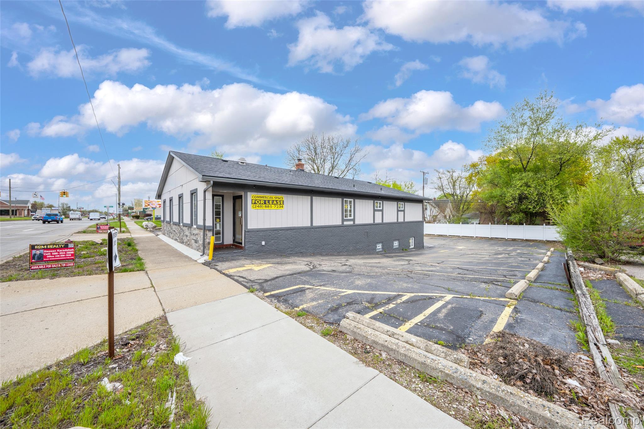 1095 W Huron Street