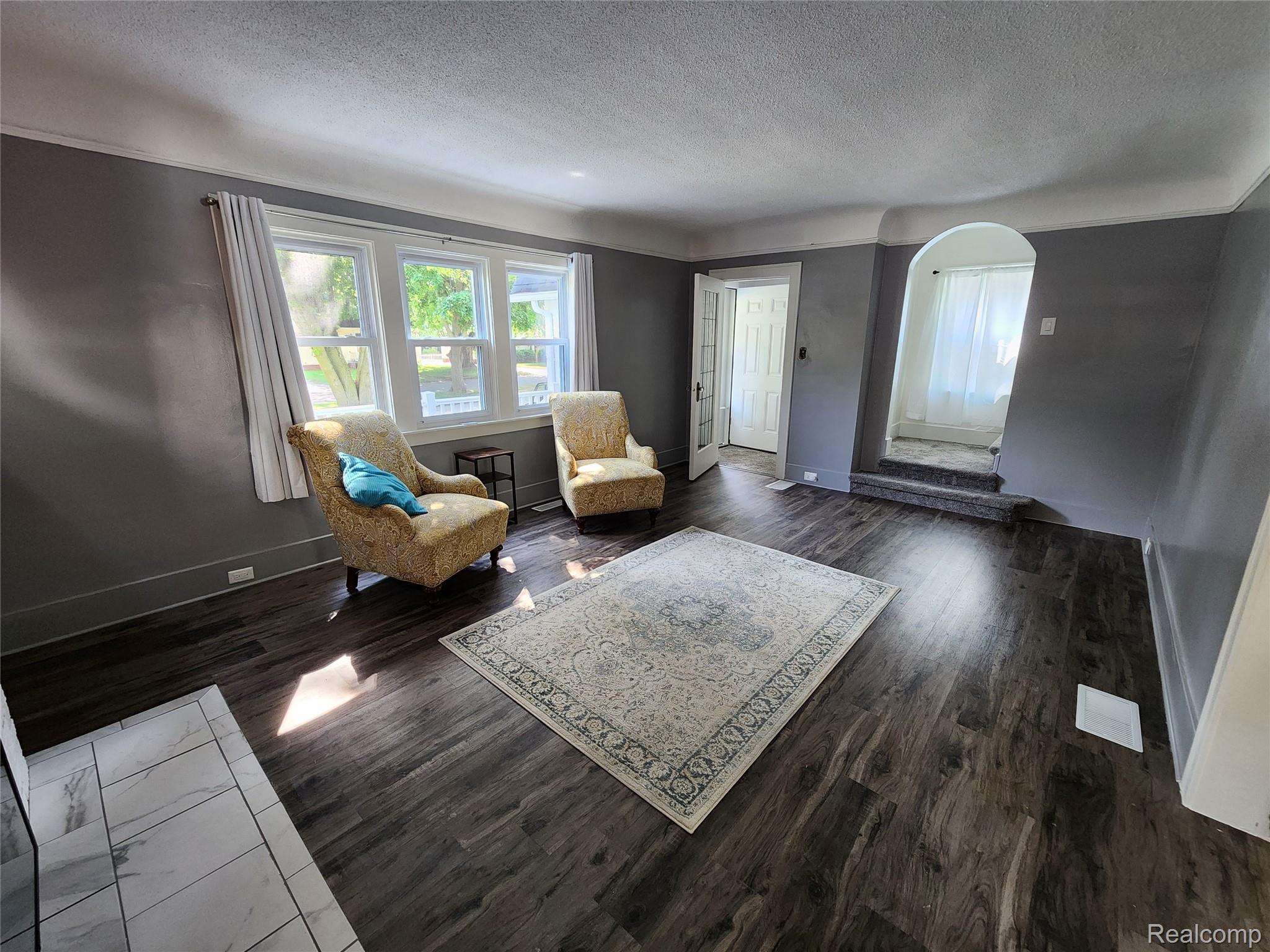 125 Gratiot Court Court